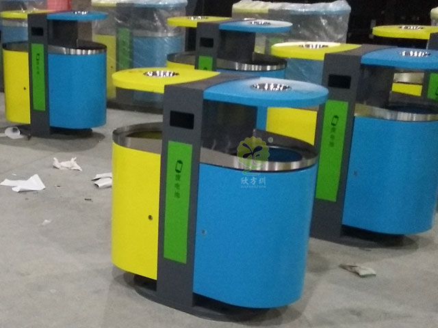 不銹鋼戶(hù)外果皮箱-不銹鋼分類(lèi)果皮箱定制廠(chǎng)家