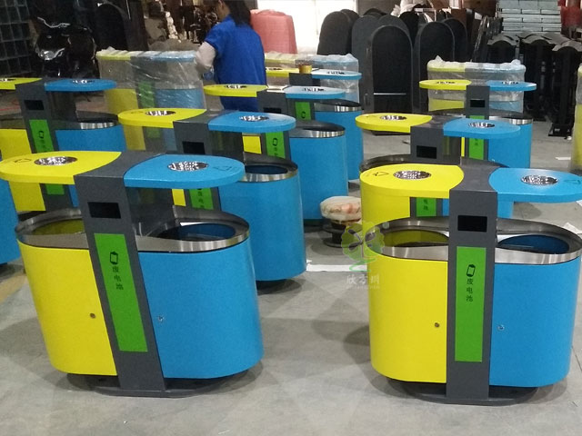 不銹鋼戶(hù)外果皮箱-不銹鋼分類(lèi)果皮箱定制廠(chǎng)家