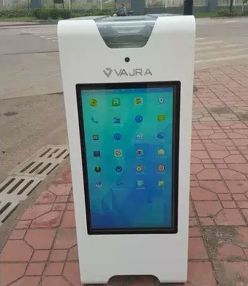 成都高大上果皮箱：有WiFi，靠太陽能工作